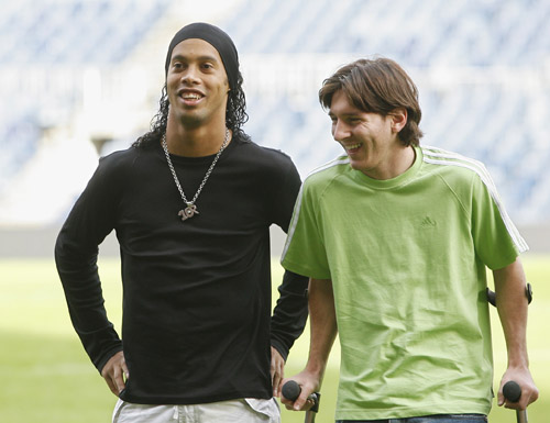 艾纳维：打进罗马处子球像做梦一样；专注和那不勒斯的榜首战（艾纳维：罗马首球如梦，专注与那不勒斯的榜首之战）