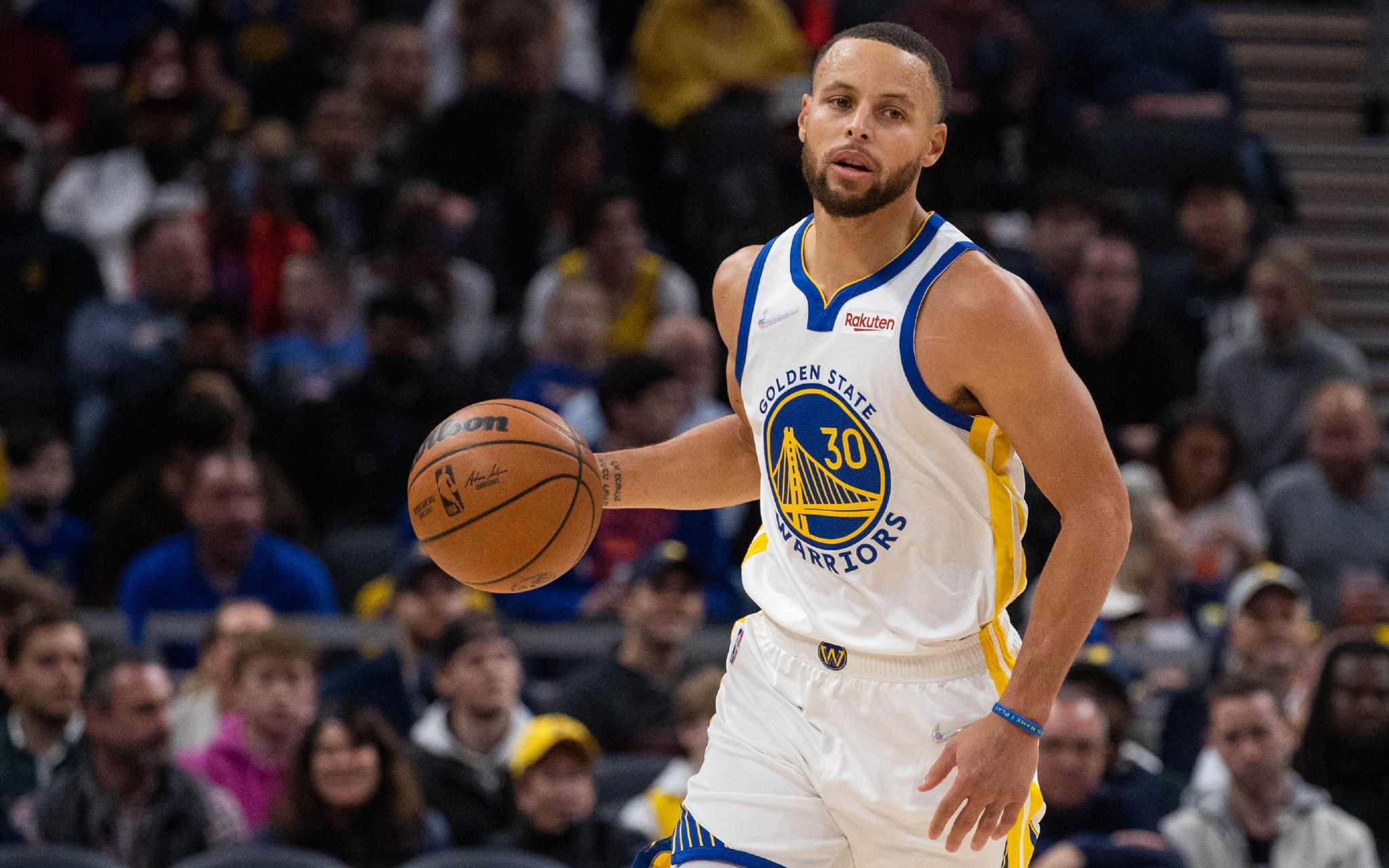 西蒙尼：朱利亚诺希望继续成长，我们也会全力帮助他（西蒙尼：朱利亚诺渴望持续提升，我们将尽全力支持他）