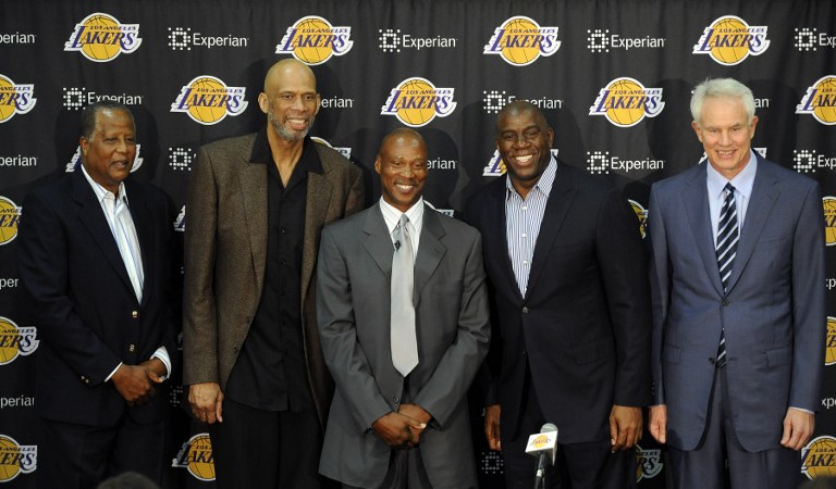 NBL战报：多伊尔24分，墨尔本联98-87击败珀斯野猫（NBL：多伊尔砍24分，墨尔本联98-87力克珀斯野猫）