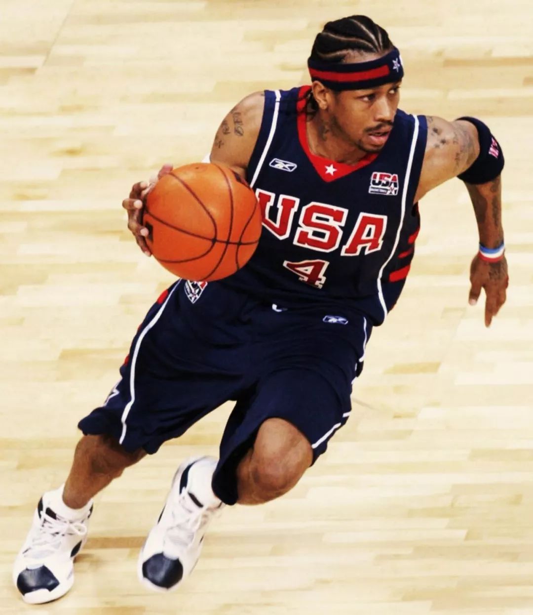 浙江男篮末节连得10分逆转辽宁（浙江男篮凭末节一波10分高潮逆转辽宁）