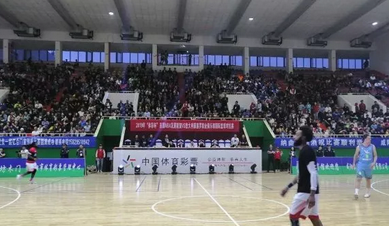 东体谈中超外援名额调整：足协、中足联应多听听俱乐部的意见（东体：中超外援名额调整，足协与中足联应充分吸纳俱乐部建议）