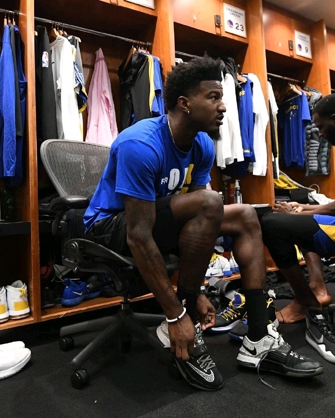 前女篮主帅李亚光：娶羽毛球国手为妻，奥运夺银后升官，65岁被抓（前女篮主帅李亚光：迎娶羽球国手，奥运摘银后晋升，65岁被查）