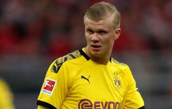 邮报：新主场用地估值存在分歧，曼联可能先买一部分土地开建（邮报：新球场用地估值有分歧，曼联或先购部分地块动工）