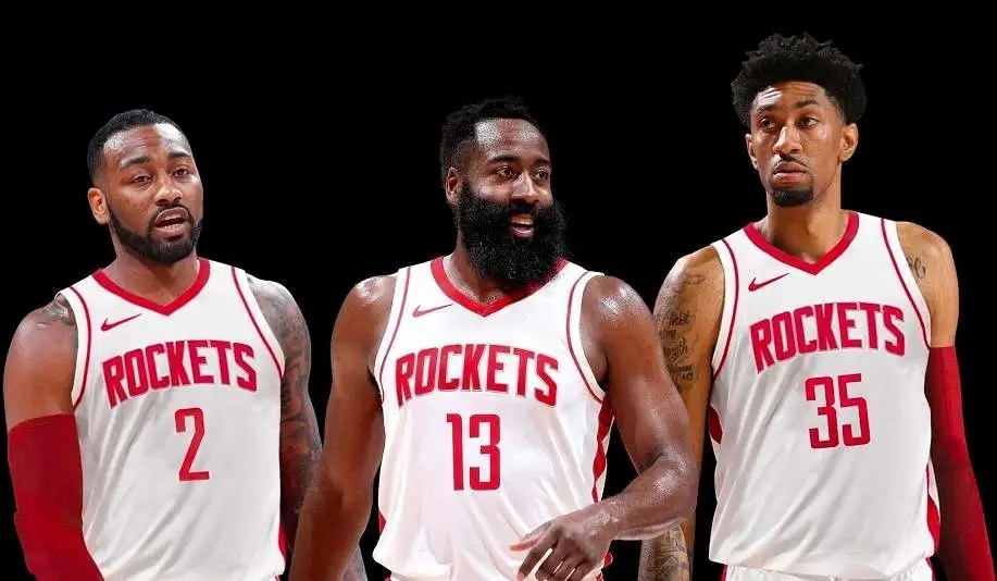 凤凰稳了？过去8次常规赛对阵跳伞蚁，凤凰7胜1负（交手有底气：凤凰近8次常规赛对阵跳伞蚁取得7胜1负）